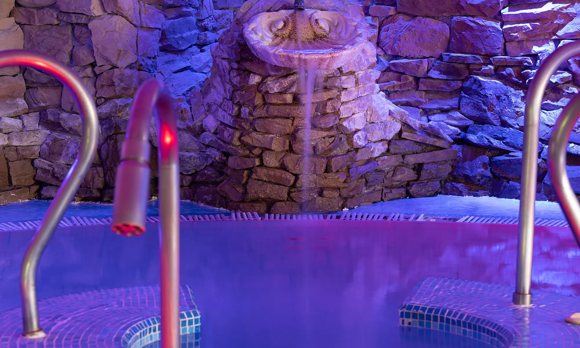 Circuito spa de aguas termales para 2 con opción a masaje a elegir