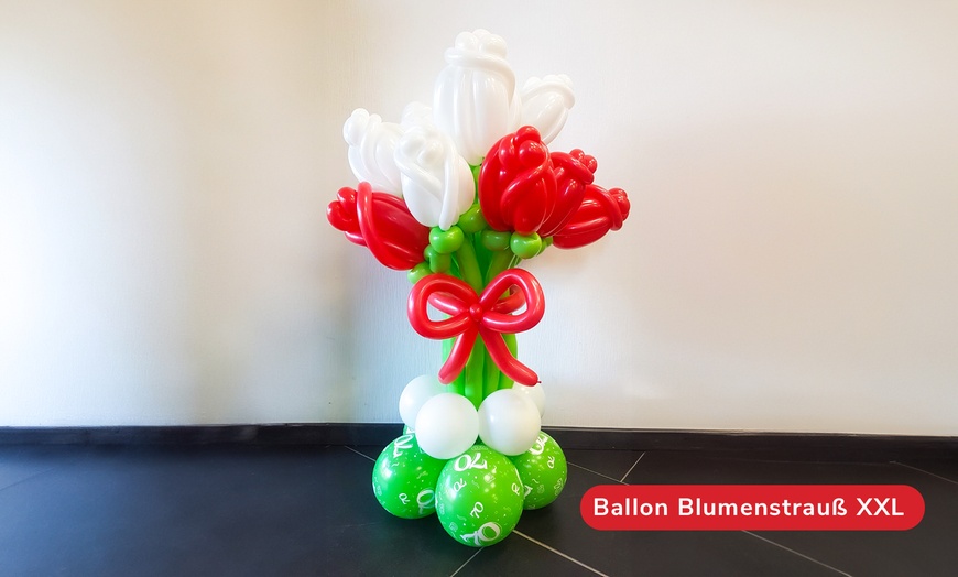 Image 10: Romantische Geschenkideen: Luxuriösen Ballons, Blumensträußen & mehr