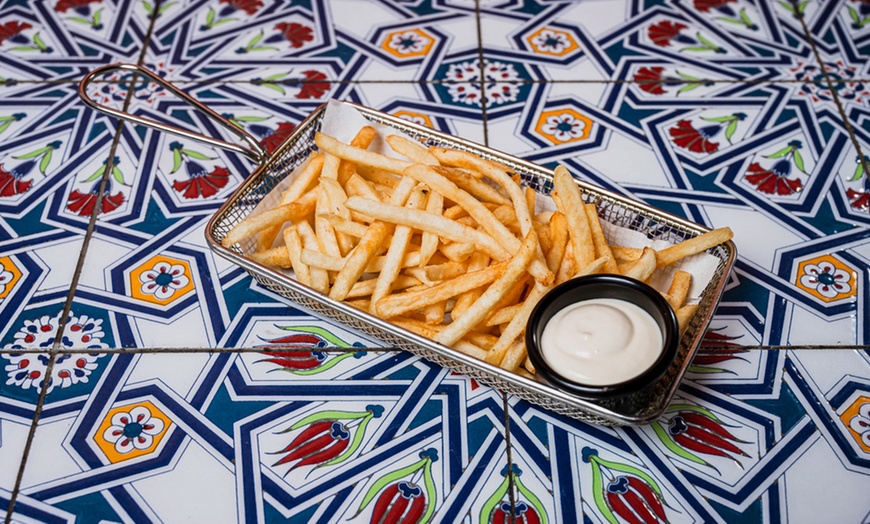 Image 8: Drag Trivia Thursday Feast - Pizza, Fries & Sparkling/ Beer