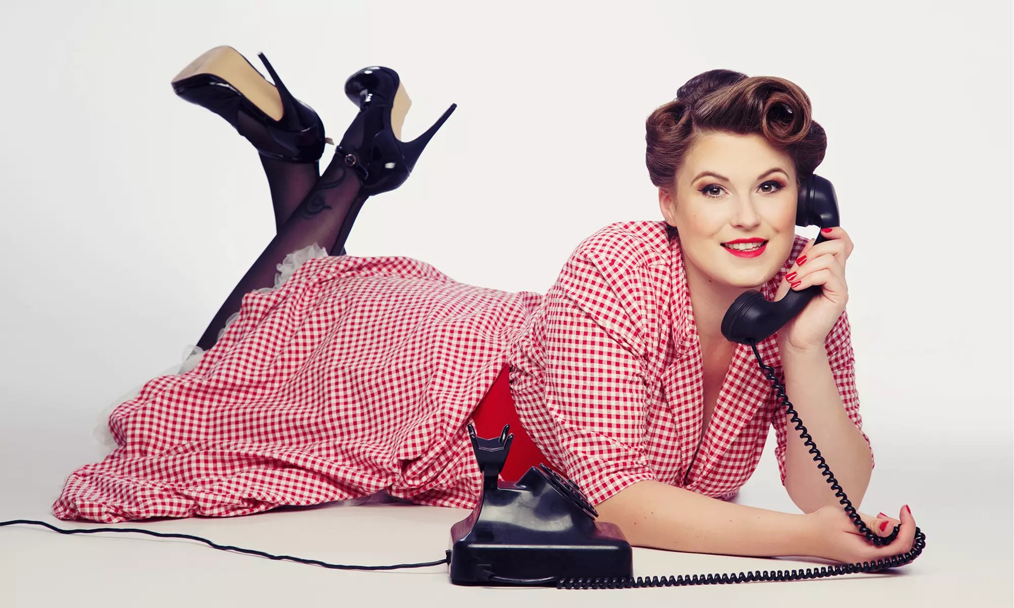 Fotoshooting für Männer oder Frauen od. Boudoir- oder Pin-up-Fotoshooting bei Foto Kirsch (bis zu 83% starten*) - Primary Image