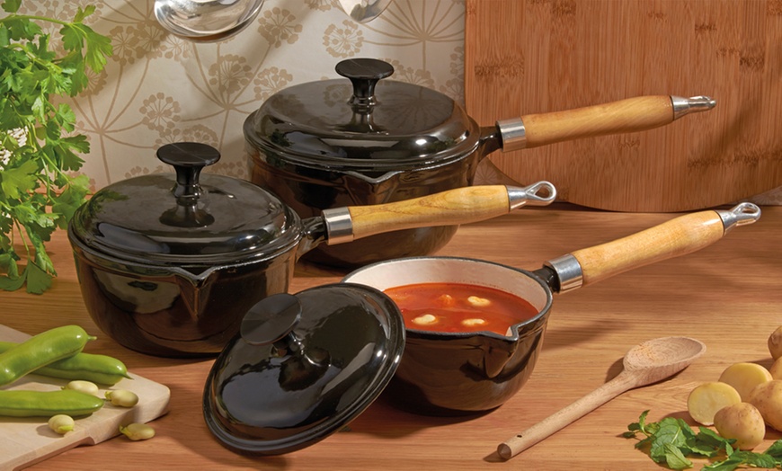 Image 6: Cooks Professional Cast Iron Set