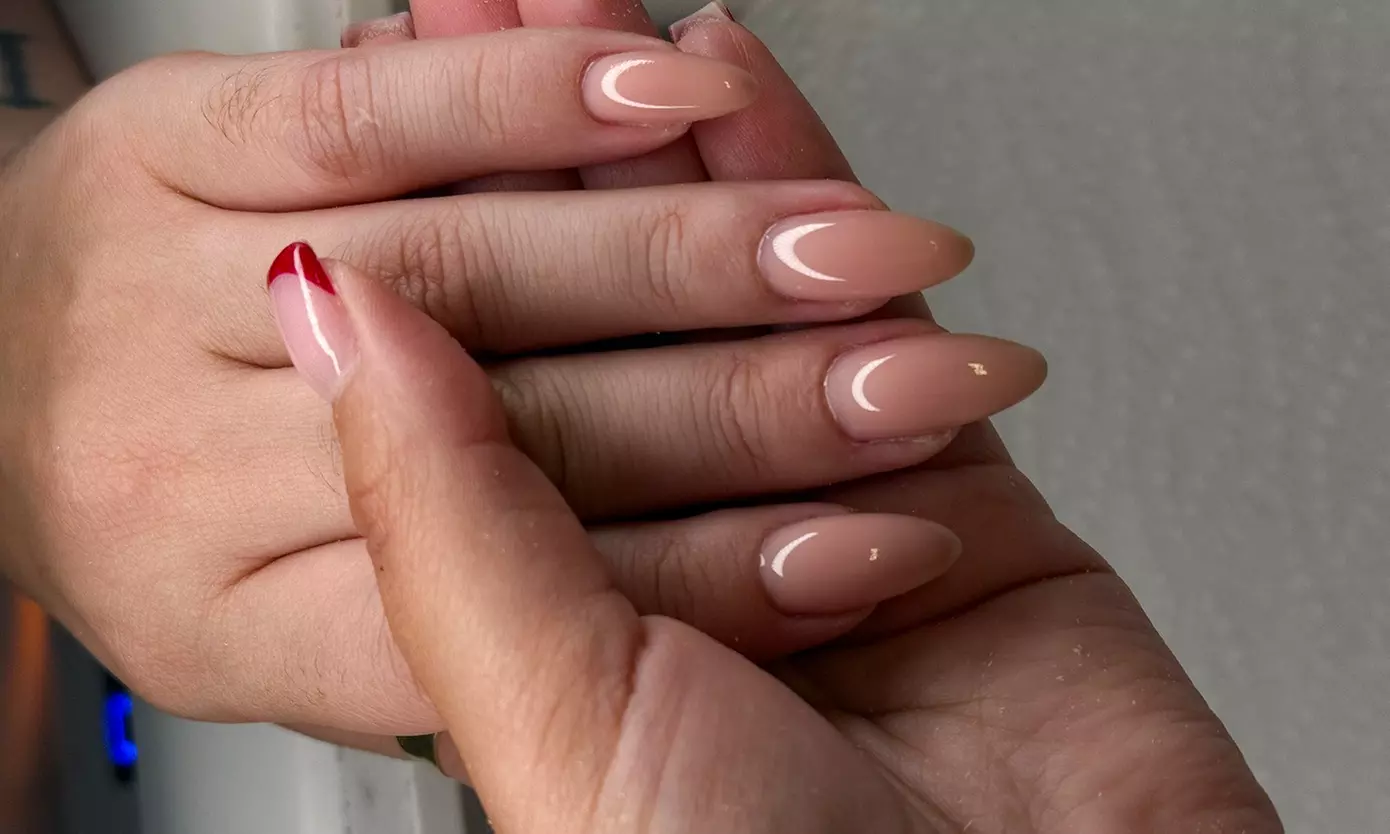 Perfect Nails:Gel, Structured Manicure, or Short Full Acrylic Nail Set