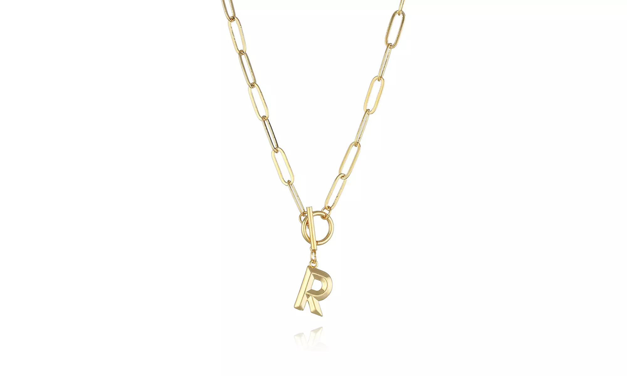 Collier avec pendentif initiale