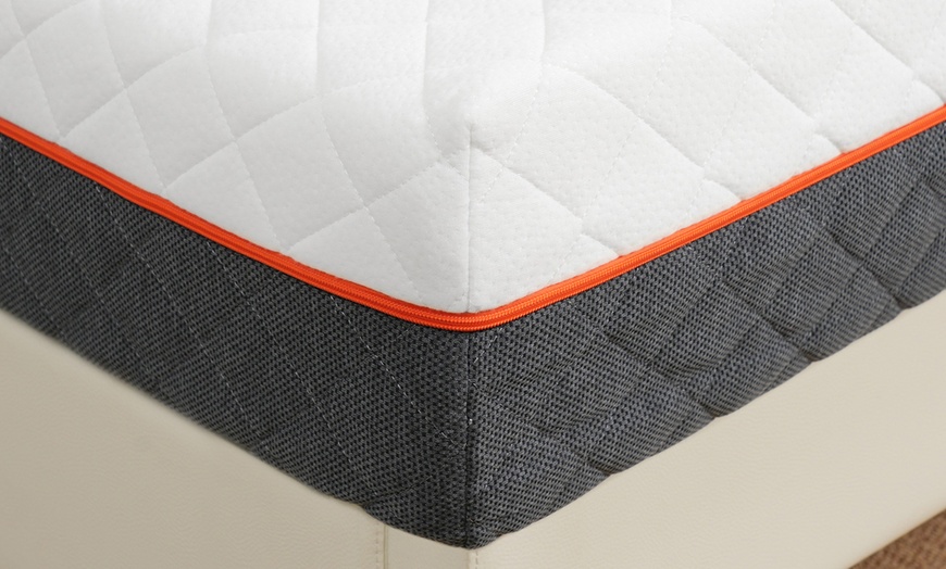 Image 2: Materasso in memory foam a 7 zone