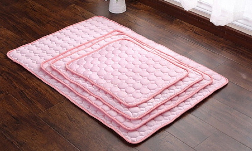 Image 8: Pet Cooling Gel Pad