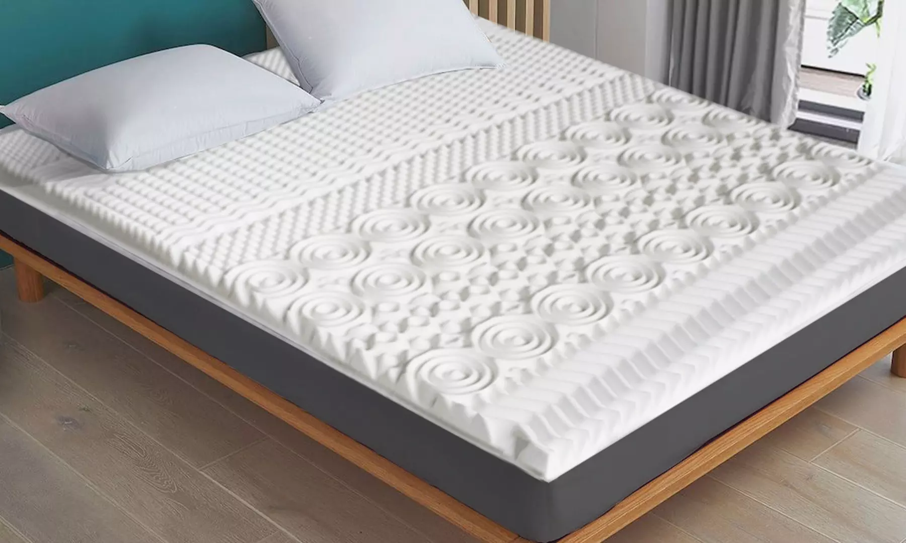 Surmatelas "Cambridge" à mémoire de forme, ultra résiliente, anti
acariens, antibactérien et anti-moisissures, Sampur - Primary Image
