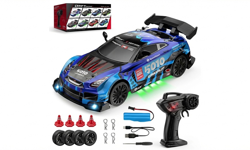 Image 5: 4WD Remote Control Drift Car – 2-Speed Racing Toy