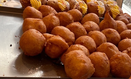 10 oliebollen met of zonder krenten, afhalen aan het Brusselplein