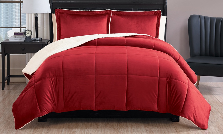 Image 17: Micromink and Sherpa Reversible Comforter Set (2- or 3-Piece)