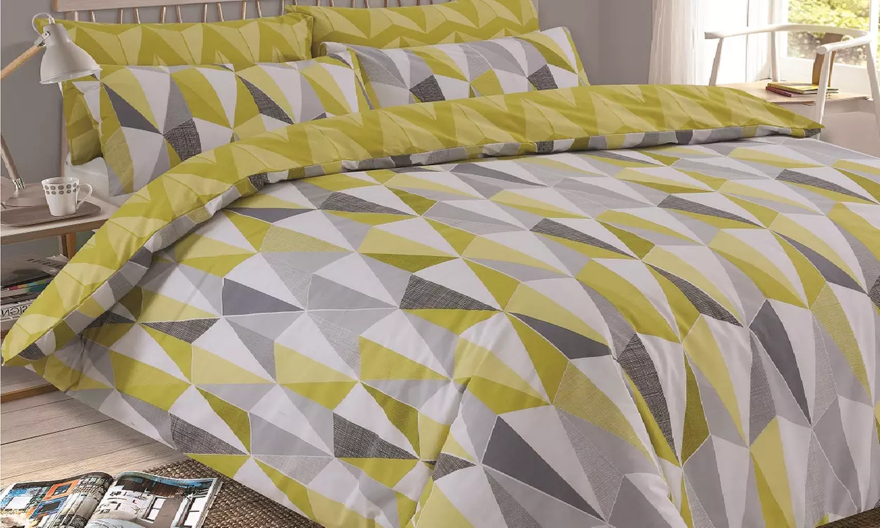 Parure de lit géométrique de la marque Dreamscene - Primary Image