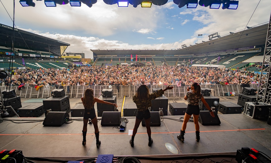 Image 11: Up to 79%% Off 90's Plymouth Family Festival This Bank Holiday