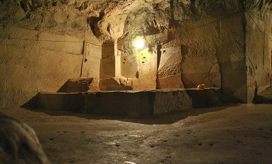 Image 4: Beer Quarry Caves Entry