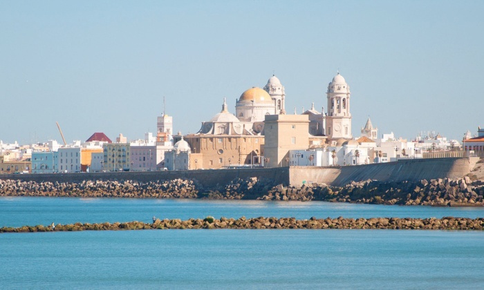 Cádiz: hasta 7 noches con desayuno y late check-out