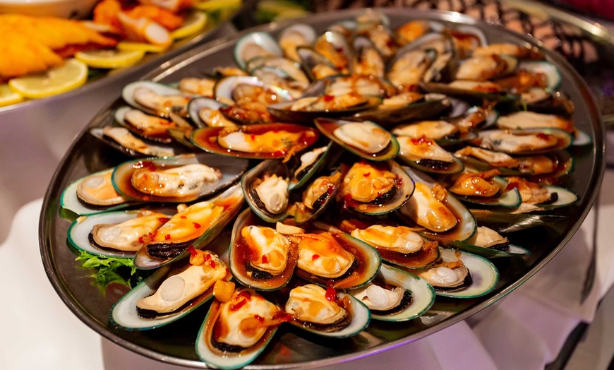 Image 4: AYCE Seafood Buffet with Wine