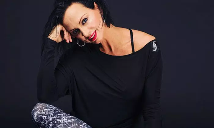 Experience Fernanda Ghi's Tango Mastery in 8 Introductory Group Classes, up to 50% off, for a Transformative Dance Journey - Second Medium
