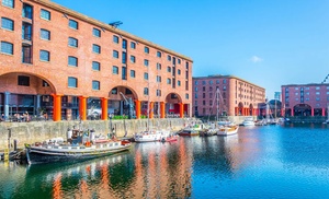 Central Liverpool Adventure! Getaway for 2 with Breakfast & Drinks