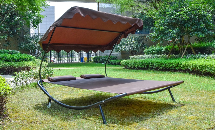 Image 5: Double Outdoor Sun Bed 