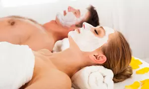 Choose from Hydra Facial with a choice of Vitamin C, or Anti Aging at Azurro Spa Center(Up to 56% Off)