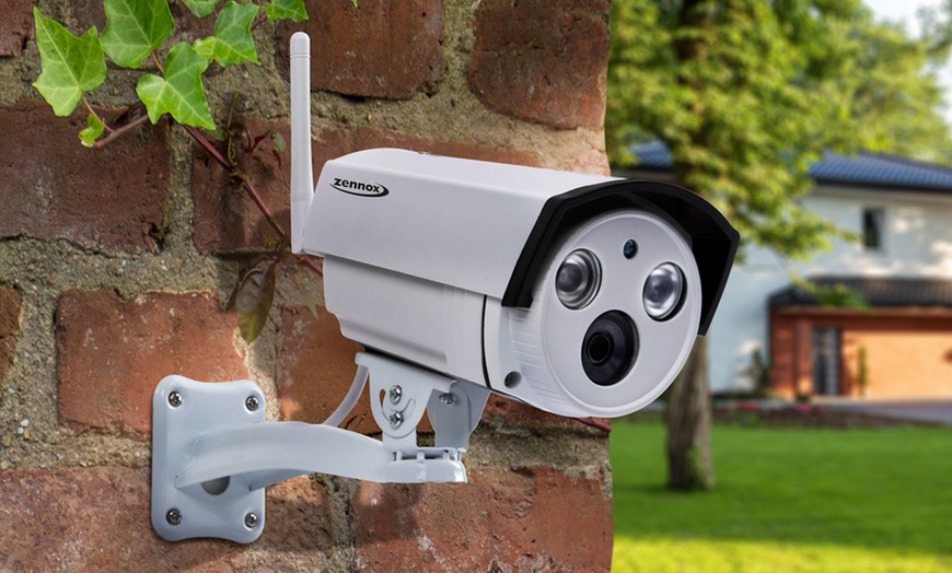 Image 2: Zennox HD Surveillance Camera Set