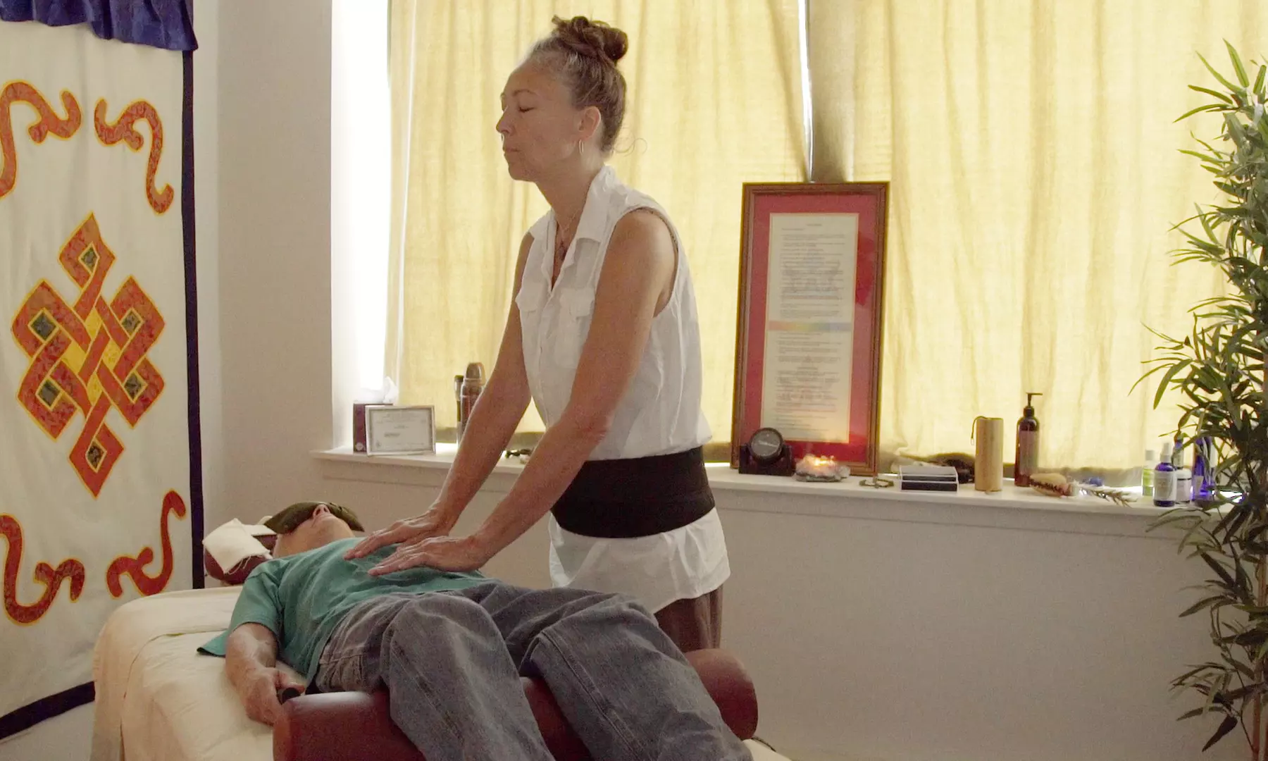 Discover Tranquility with Five or Ten Classes of Yoga!