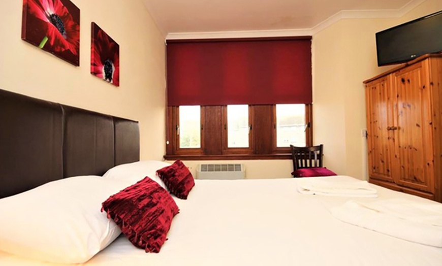 Image 5: Ayrshire Coast: Double/Twin Room with Breakfast