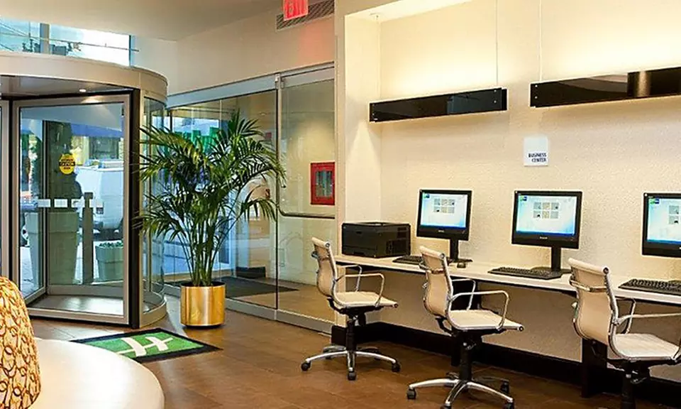 Hotel in NYC's Manhattan near Times Square