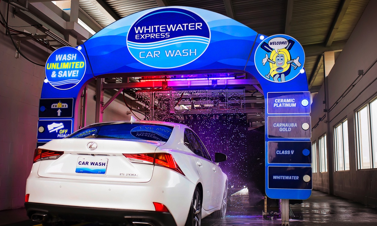 5 High Quality Car Washes with Free Vacuums and Amenities 