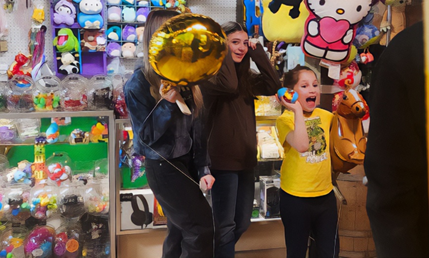 Image 7: Unleash Fun with Play and Eat 