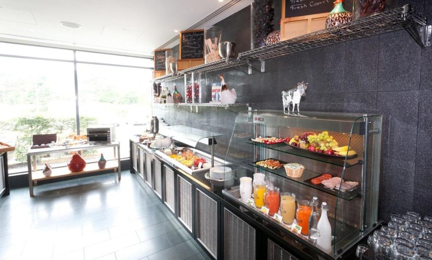 Image 11: Surrey: Trackside 4* Spa break with Breakfast, Dinner, Prosecco & Spa 