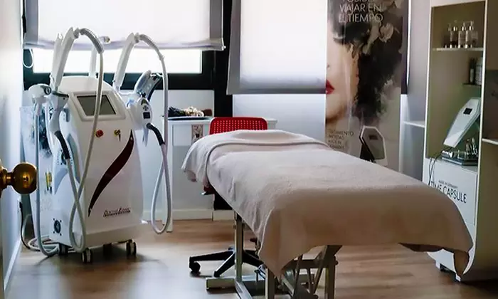 Limpieza facial completa con tratamiento de ácidos y masaje facial