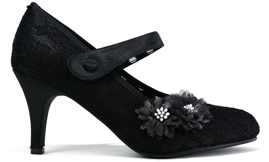 Image 3: Women's Floral Lace Shoes