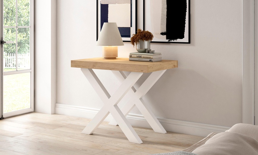 Image 11: Table console extensible avec pieds en bois massif