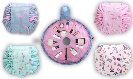 1 o 2 organizer per cosmetici da viaggio disponibili in 4 fantasie