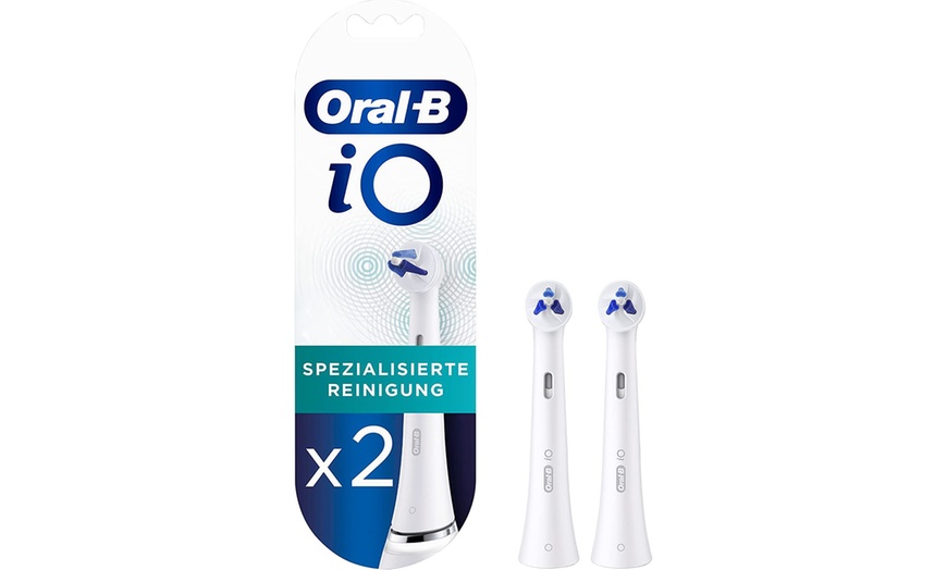 Image 11: Elektrische tandenborstel en opzetborstels naar keuze van Oral-B