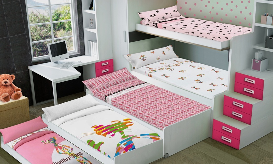 Image 1: Pink Panther 90cm Bedding