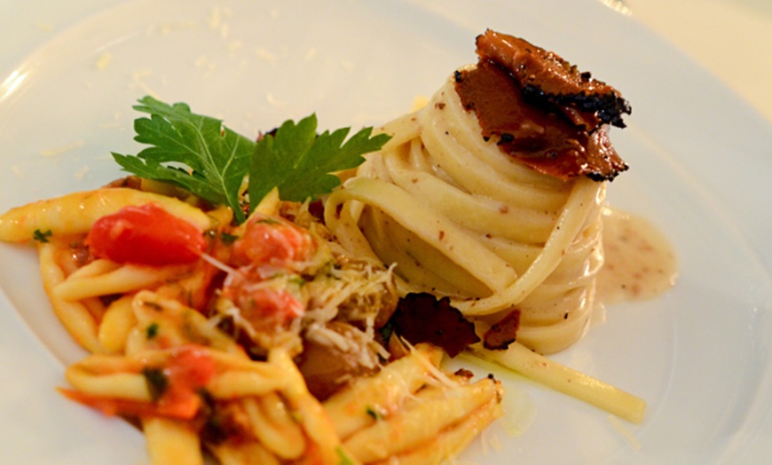 Image 5: Sardisches Fine-Dining-Überraschungsmenü – 3 Gänge für 2 Personen