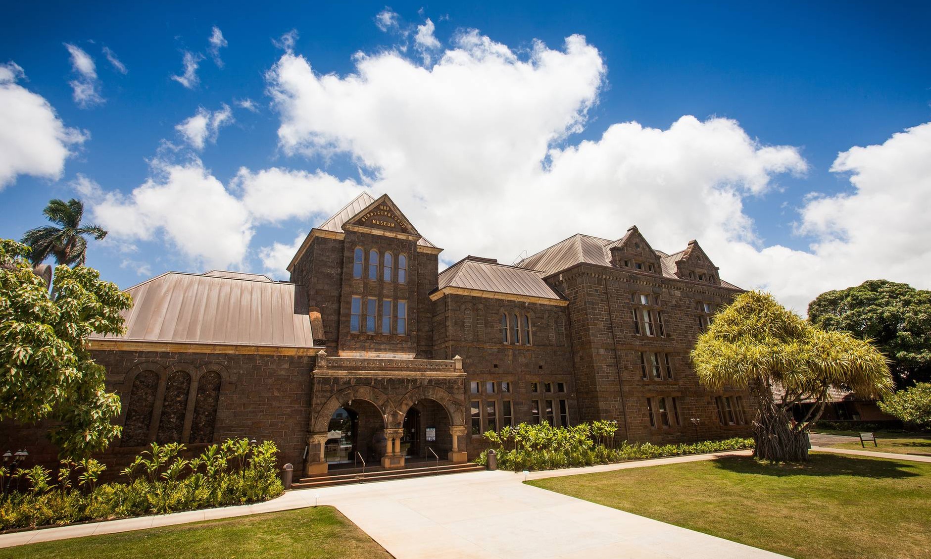 Tickets to Hawaiian Heritage Bishop Museum for Youths or Adults