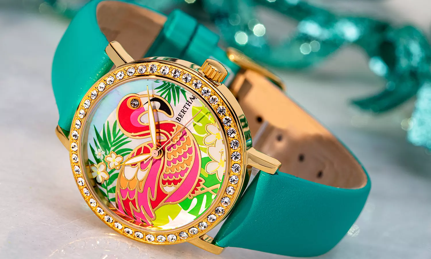 Orologio Bertha Luna in vera pelle con quadrante in madreperla disponibile in vari colori - Primary Image