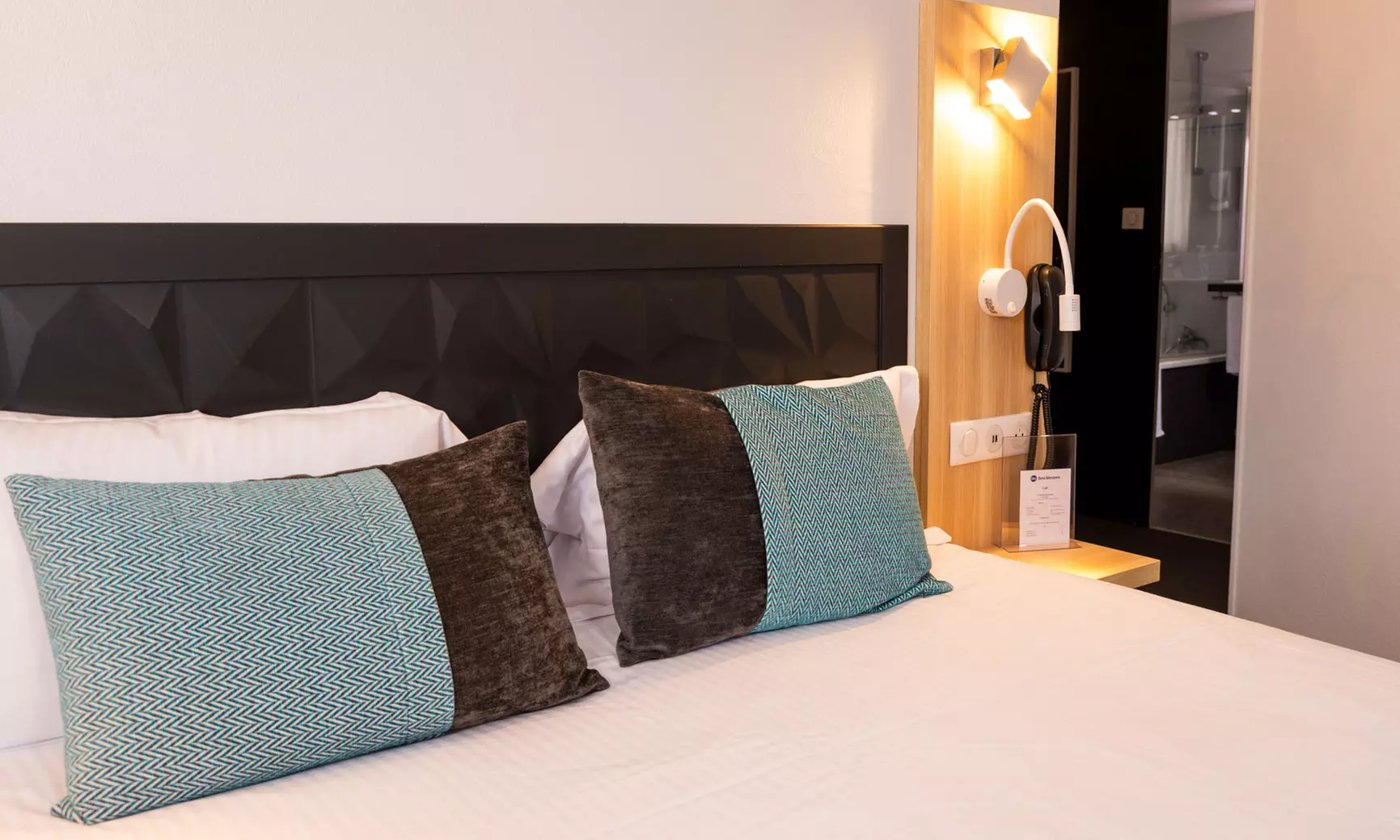 Mont Saint-Michel : chambre double avec PDJ, dîner et pack romantique