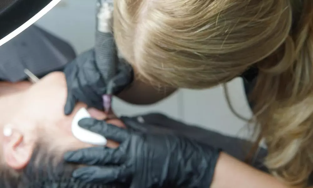 Permanent Make-up für Lippen & Brows: Zum Verschenken/Selbstverwöhnen