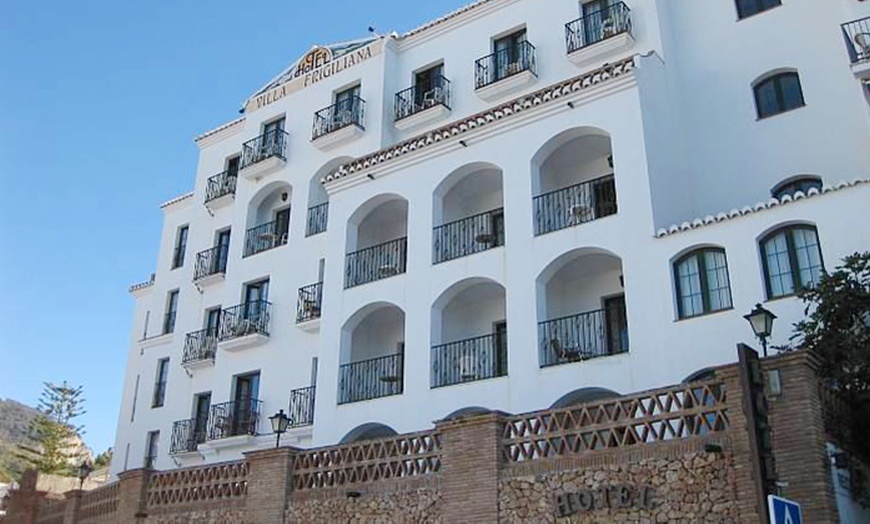 Image 2: Frigiliana: Stay with Half Board