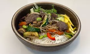 Vietnamesisches 3-Gänge-Menü à la carte für 1, 2 oder 4 Personen (bis zu 24% sparen)