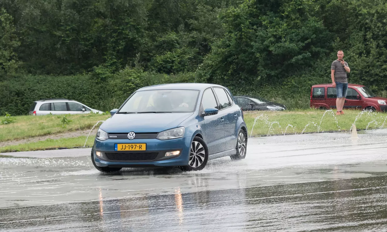 Word een zelfverzekerde bestuurder met hands-on sliptraining