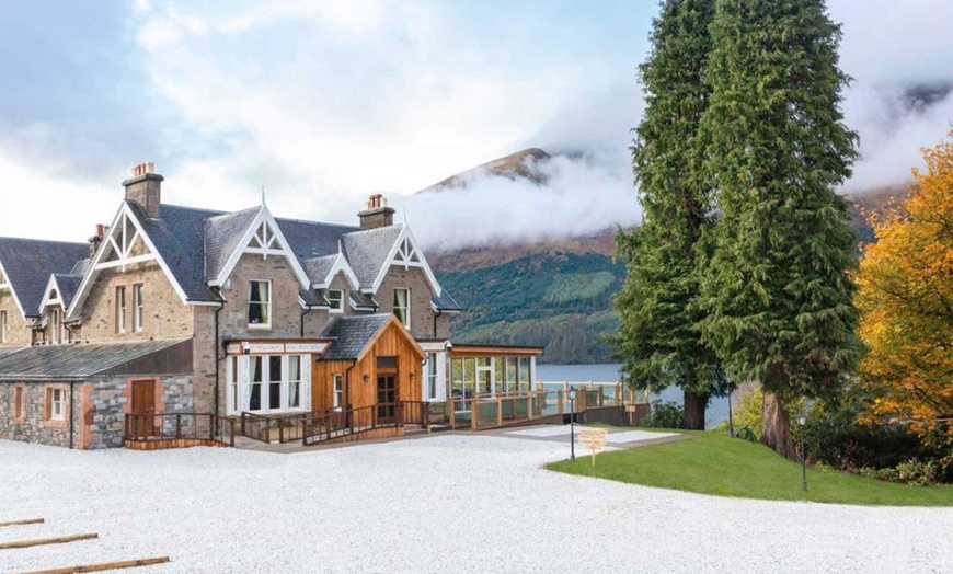 Image 2: Scottish Highlands: Standard or Luxury Room with Breakfast