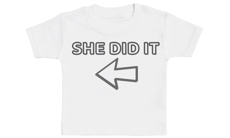 Image 5: Kid's He or She Did It T-Shirt