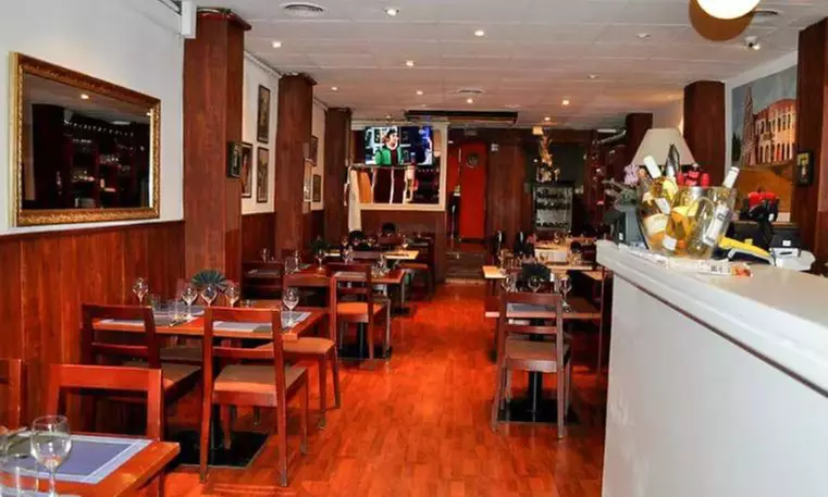 Menú italiano con pasta, pizza o risotto para 2 o 4 en Sapor D'Italia