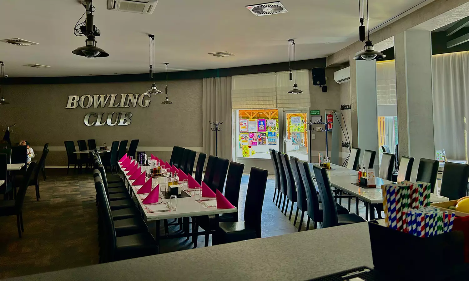 Ekscytujący bowling: godzinne wynajęcie toru dla maks. 6 osób
