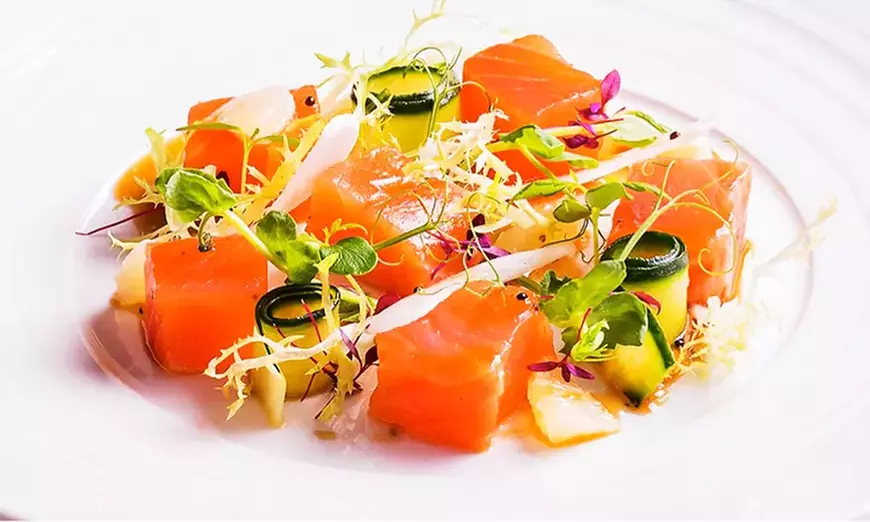 Gift an Escape to London’s 4*Sunborn Yacht Hotel with Breakfast&Dinner