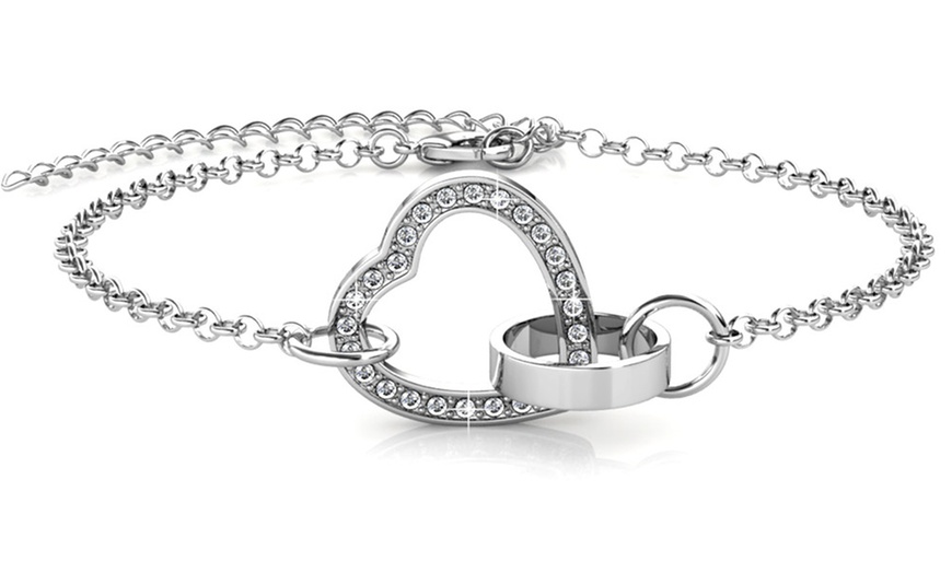 Image 14: Locked Heart Bracelet Chain Bracelet