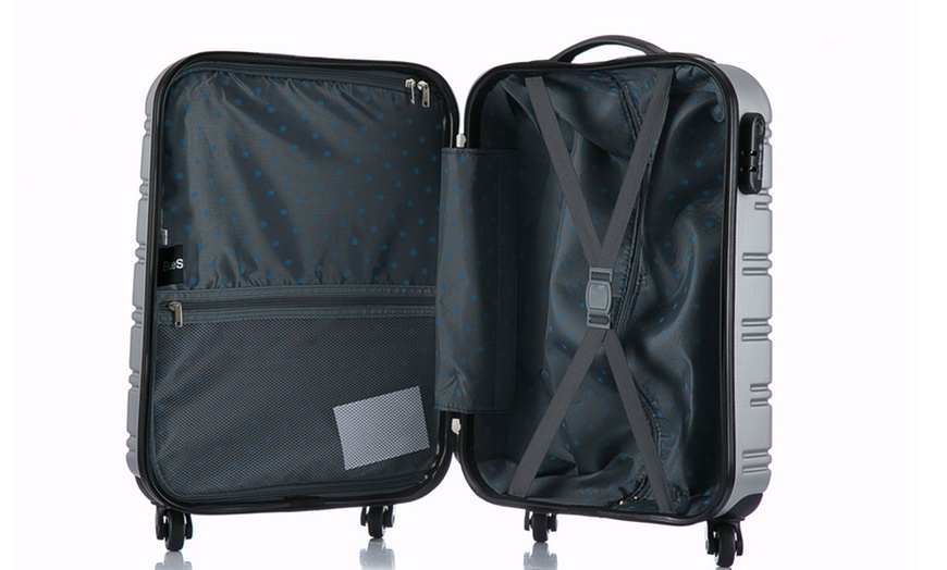 Image 10: Lightweight Luggage